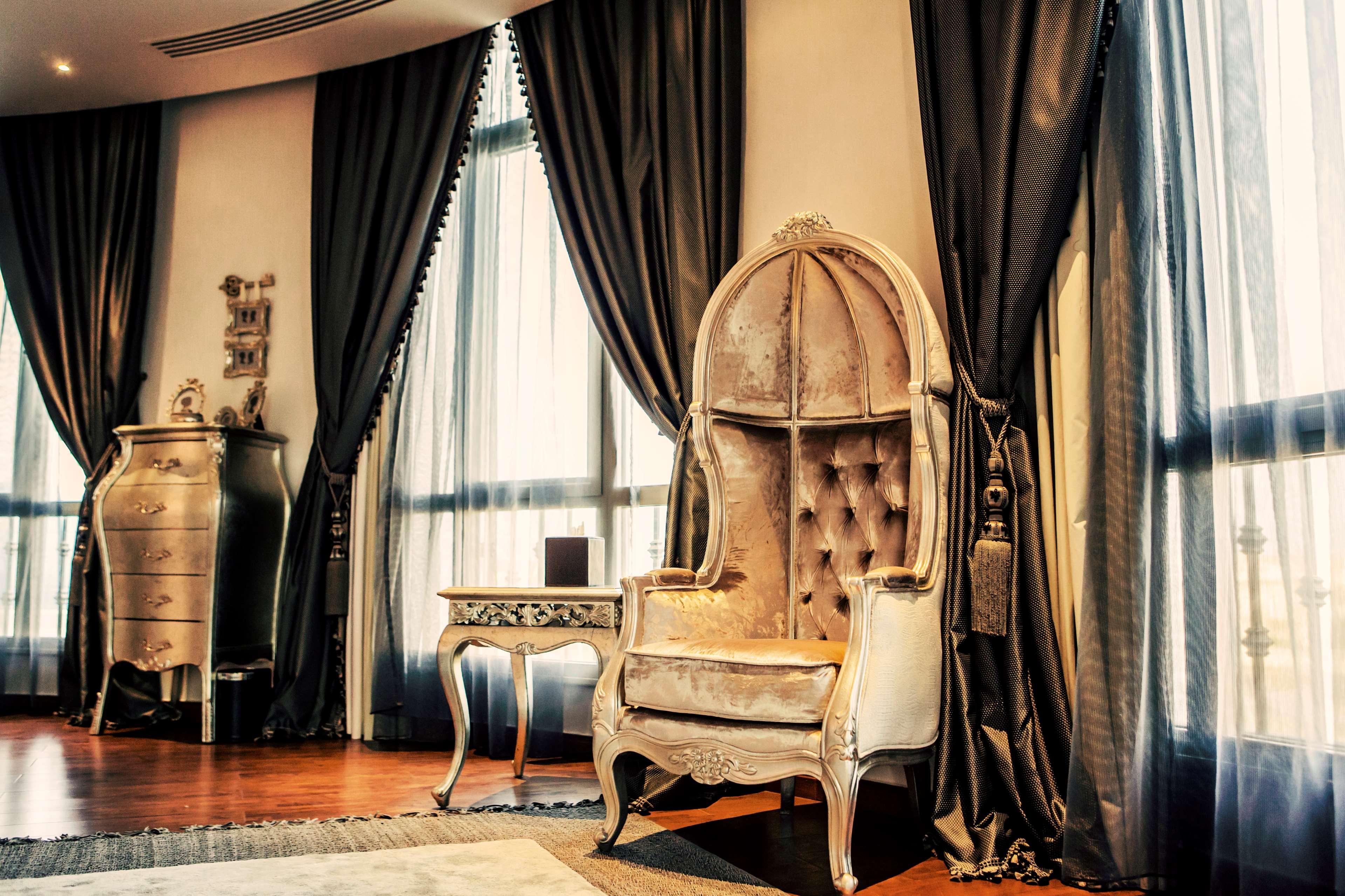 Royal Maxim Palace Kempinski Kahire Dış mekan fotoğraf Curtains