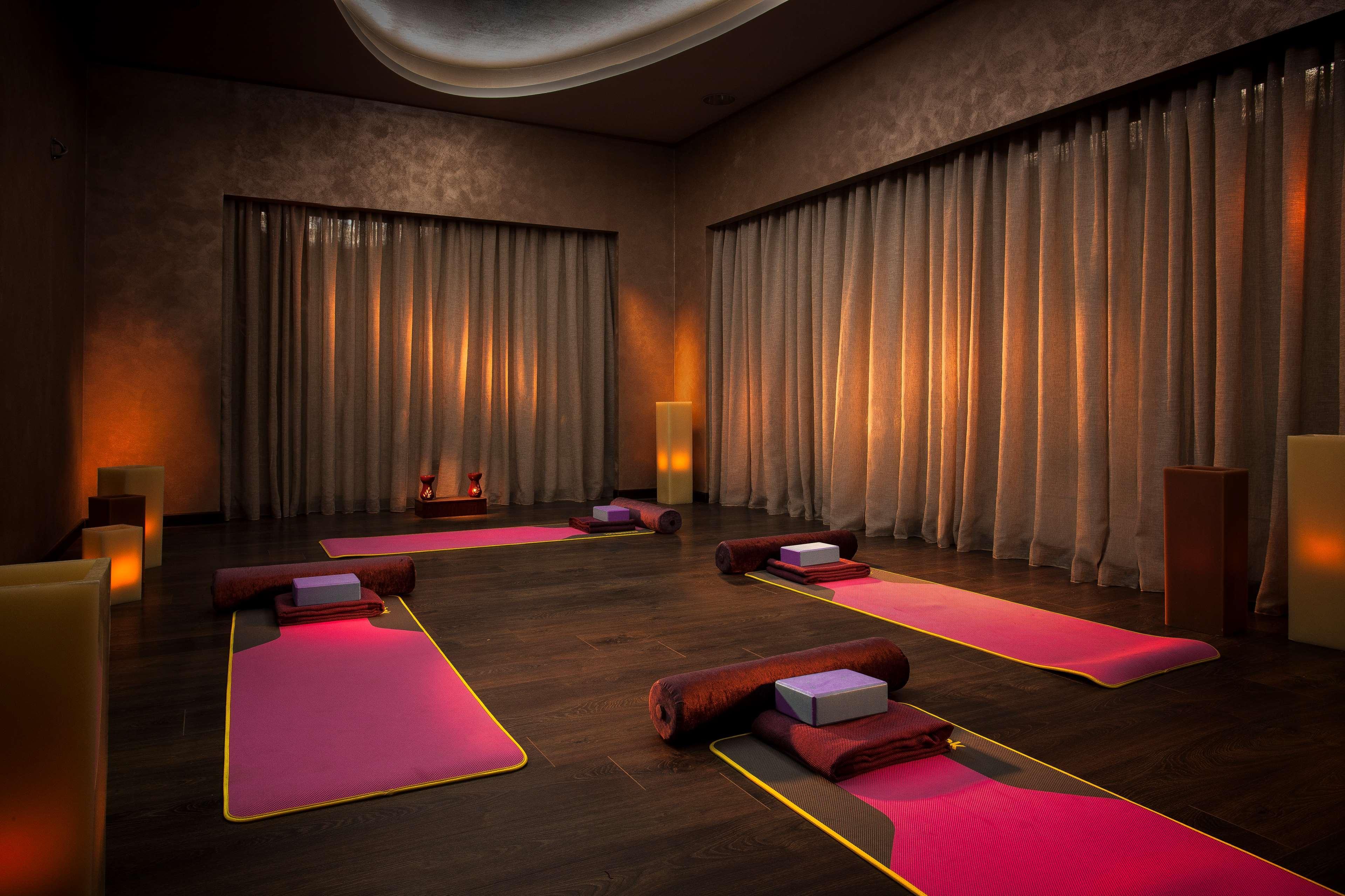 Royal Maxim Palace Kempinski Kahire Dış mekan fotoğraf The spa at The Ritz-Carlton, Dubai