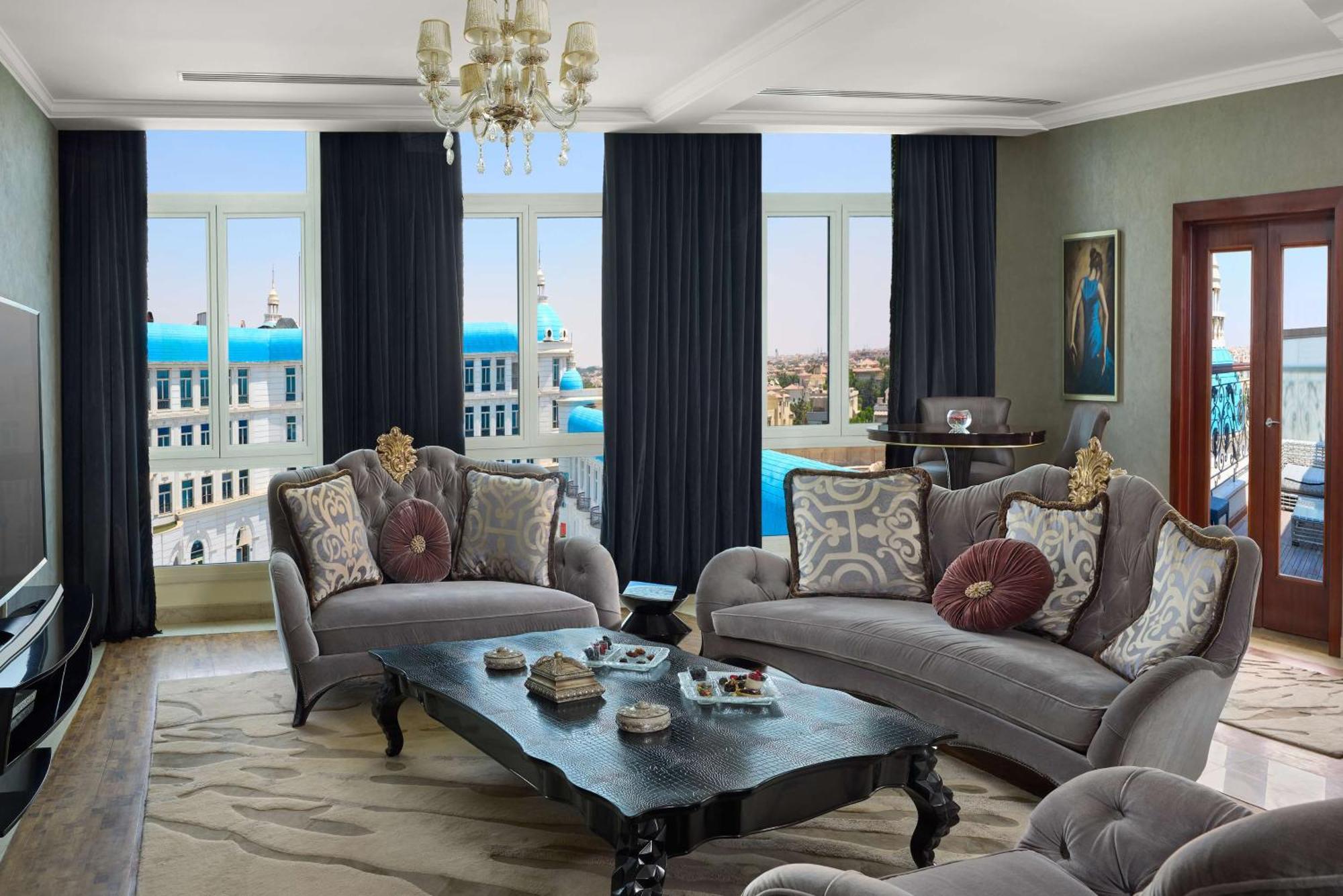 Royal Maxim Palace Kempinski Kahire Dış mekan fotoğraf A living room