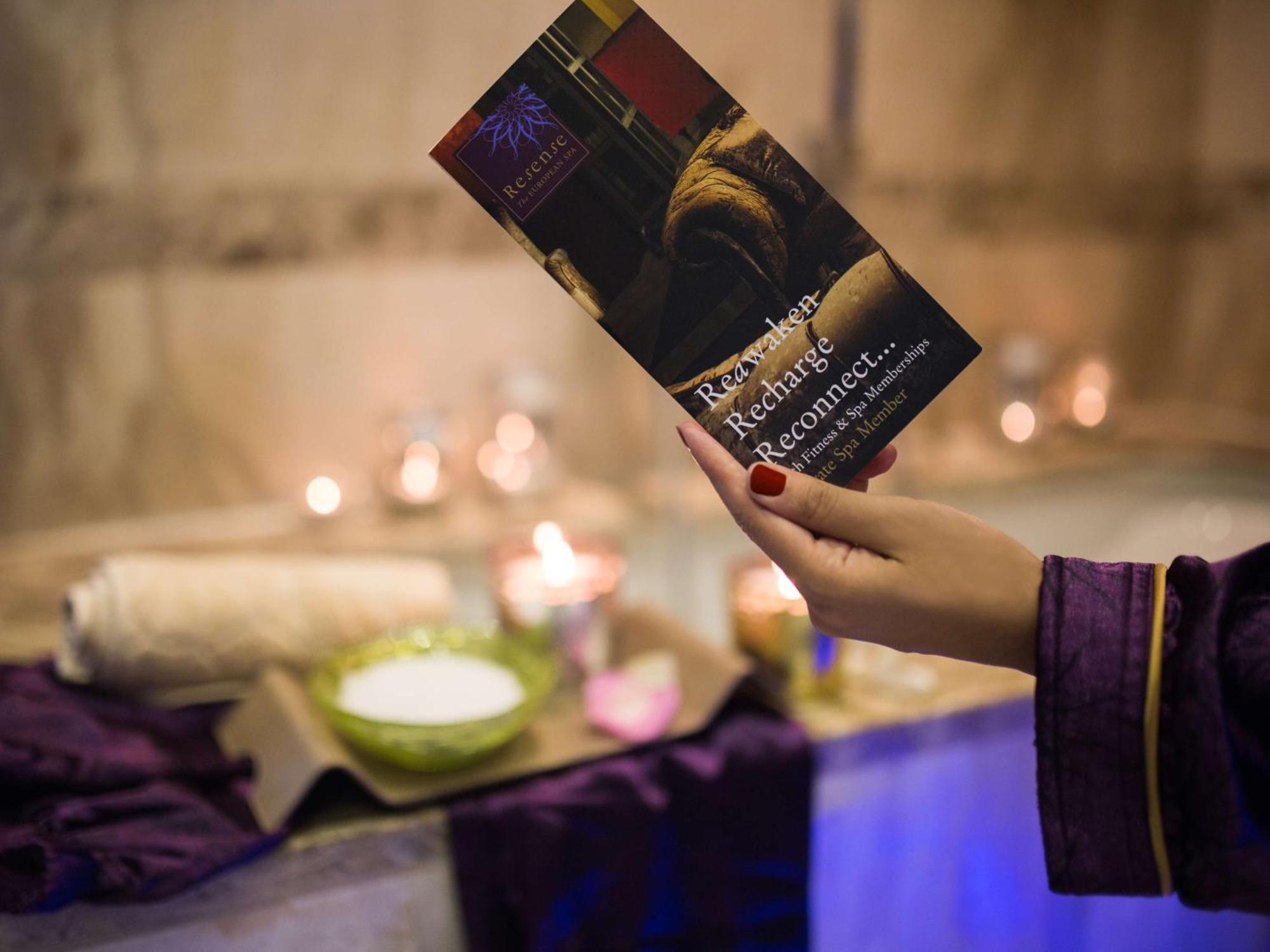 Royal Maxim Palace Kempinski Kahire Dış mekan fotoğraf A brochure for a spa